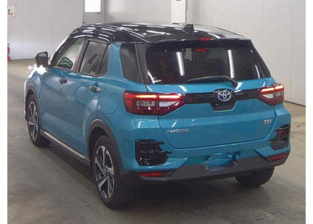 toyota-raize-z-1200-hybrid-big-3