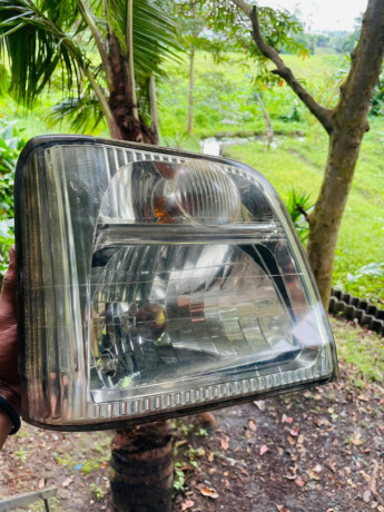 subaru-sambar-headlight-big-3