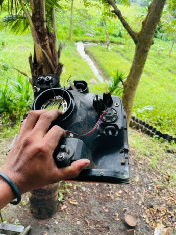 subaru-sambar-headlight-big-1