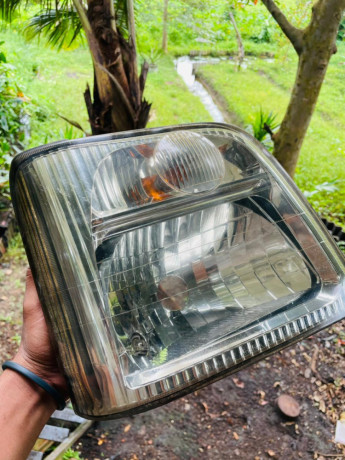 subaru-sambar-headlight-big-0