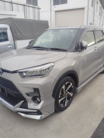 toyota-raize-hybrid-big-0