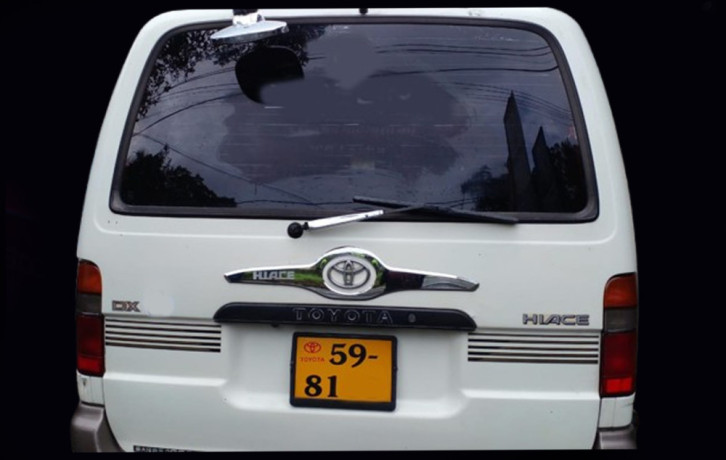 toyota-hiace-big-3
