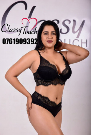 ladies-lingeries-big-0