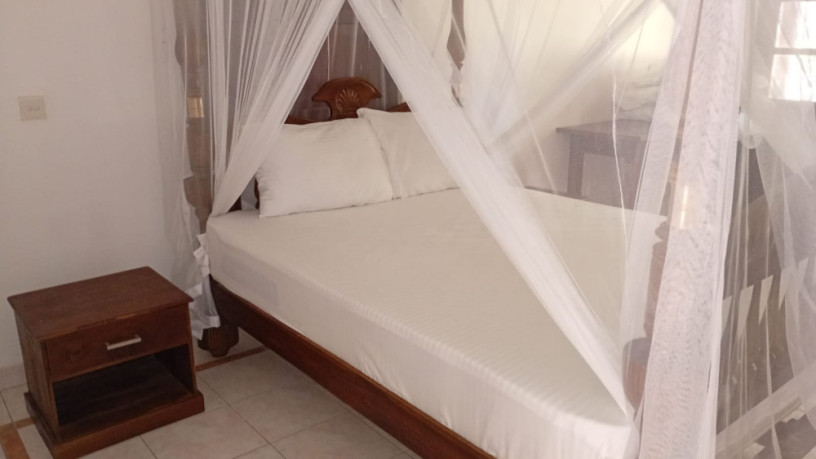 antoq-teak-beds-big-0